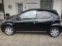 Gebraucht Toyota Aygo Edition 68 PS (50 kW) 2011 Schwarz Kleinwagen