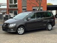 Gebraucht VW Sharan 150 PS (110 kW) 2020 Braun Van / Kleinbus