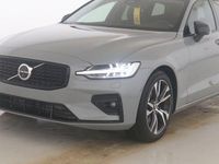 Gebraucht Volvo V60 Plus 197 PS (144 kW) 2025 Grau Kombi