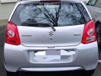 Gebraucht Suzuki Alto 69 PS (50 kW) 2010 Silber Kleinwagen