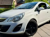 Gebraucht Opel Corsa Active 69 PS (50 kW) 2013 Weiß Kleinwagen