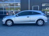 Gebraucht Opel Astra GTC Selection 140 PS (102 kW) 2009 Silber Coupé