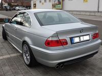 Gebraucht BMW 320 170 PS (125 kW) 2003 Silber metallic Coupé