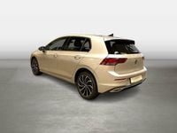 Gebraucht VW Golf VIII Move 116 PS (85 kW) 2023 Ivory silver Limousine