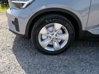 Neu Volvo XC40 Core 163 PS (119 kW) 2026 Denim blue / metallic SUV