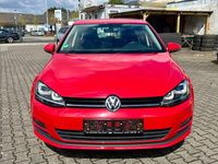 Gebraucht VW Golf VII 125 PS (91 kW) 2016 Rot Limousine