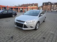 Gebraucht Ford Focus 115 PS (84 kW) 2012 Grau Kombi
