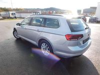 Gebraucht VW Passat 150 PS (110 kW) 2022 Silber Kombi