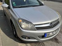 Gebraucht Opel Astra Edition 105 PS (77 kW) 2005 Grau Coupé