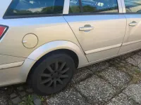 Gebraucht Opel Astra 105 PS (77 kW) 2007 Silber Kombi