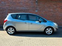 Gebraucht Opel Meriva 101 PS (74 kW) 2010 Silber Van / Kleinbus