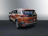 Gebraucht Peugeot 5008 Allure 131 PS (96 kW) 2023 Lackierung cuprite/metallic kl Van / Kleinbus