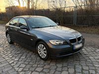 Gebraucht BMW 320 150 PS (110 kW) 2005 Silber Limousine