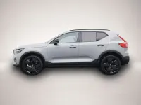 Neu Volvo XC40 Plus 197 PS (144 kW) 2026 Grau SUV