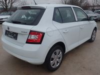 Gebraucht Skoda Fabia Cool Edition 90 PS (66 kW) 2015 Weiß Kleinwagen