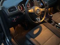 Gebraucht VW Golf VI 122 PS (89 kW) 2010 Grau Kleinwagen