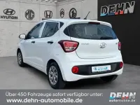 Gebraucht Hyundai i10 Select 67 PS (49 kW) 2019 Polar white / sol Kleinwagen