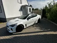 Gebraucht Kia Stinger GT 366 PS (269 kW) 2019 Weiß Kleinwagen