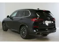Gebraucht BMW X5 Sport Line 530 PS (389 kW) 2023 Carbonschwarz (metallic) SUV