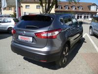 Gebraucht Nissan Qashqai 360º 110 PS (80 kW) 2015 Grau metallic SUV
