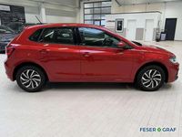 Gebraucht VW Polo Life 95 PS (69 kW) 2022 Kings red metallic Kleinwagen