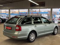 Gebraucht Skoda Octavia 80 PS (58 kW) 2010 Grün Kombi