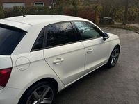 Gebraucht Audi A1 Sportback Ambition 86 PS (63 kW) 2012 Weiß Kleinwagen
