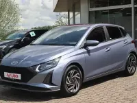 Neu Hyundai i20 Blackline 90 PS (66 kW) 2026 Gelb Kleinwagen