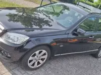 Gebraucht Mercedes C200 184 PS (135 kW) 2010 Obsidianschwarz  metalliclack Kombi