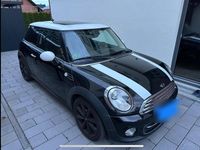 Gebraucht Mini Cooper D 112 PS (82 kW) 2012 Schwarz Kleinwagen