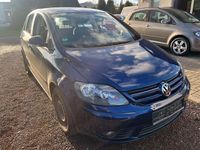 Second-hand VW Golf V 80 CP (58 kW) 2007 Albastru Berlinǎ