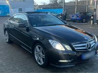 Gebraucht Mercedes E350 AMG 306 PS (225 kW) 2012 Schwarz Coupé