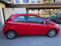 Gebraucht Toyota Yaris Cool 69 PS (50 kW) 2013 Beige Kleinwagen