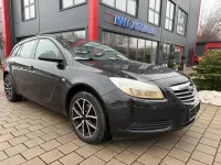 Gebraucht Opel Insignia Selection 131 PS (96 kW) 2012 Schwarz Kombi