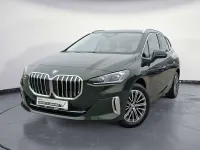 Gebraucht BMW 223 Active Tourer 204 PS (150 kW) 2023 Grün Van / Kleinbus