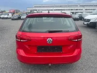 Gebraucht VW Passat 120 PS (88 kW) 2019 Rot Limousine