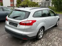 Używany Ford Focus Trend 105 KM (77 kW) 2012 Srebrny Kombi