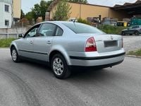 Usata VW Passat 116 CV (85 kW) 2001 Argento Berlina