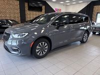 Gebraucht Chrysler Pacifica 291 PS (214 kW) 2025 Grau Van