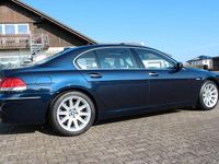 Gebraucht BMW 760L 445 PS (327 kW) 2005 Blau Limousine