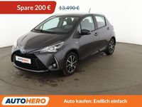 Gebraucht Toyota Yaris Hybrid Team 101 PS (74 kW) 2018 Grau Kleinwagen
