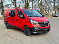 Gebraucht Renault Trafic Komfort 145 PS (106 kW) 2020 Volcano red Van / Kleinbus