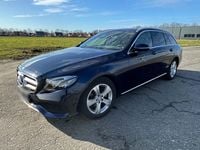Gebraucht Mercedes E220 Avantgarde 194 PS (142 kW) 2017 Blau Kombi