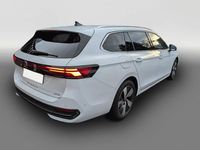 Gebraucht VW Passat Business 150 PS (110 kW) 2024 Weiß Kombi