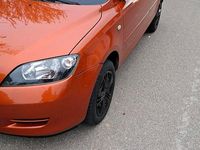 Gebraucht Mazda 2 80 PS (58 kW) 2003 Orange Kleinwagen