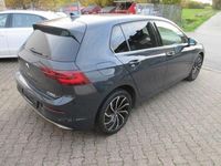 Gebraucht VW Golf VIII Style 204 PS (150 kW) 2022 Uranograu Limousine
