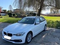 Gebraucht BMW 320 Advantage 190 PS (139 kW) 2017 Weiß Kombi