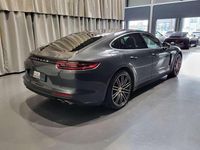Gebraucht Porsche Panamera 421 PS (309 kW) 2017 Vulkangraumetallic Kleinwagen