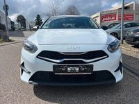 Gebraucht Kia Ceed Edition 7 101 PS (74 kW) 2022 Weiß Kleinwagen