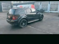 Gebraucht Mercedes ML320 224 PS (164 kW) 2005 Schwarz SUV